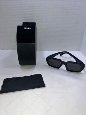 Designer’s Inspired Sun Glasses